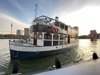 Partyschip De Brandaris