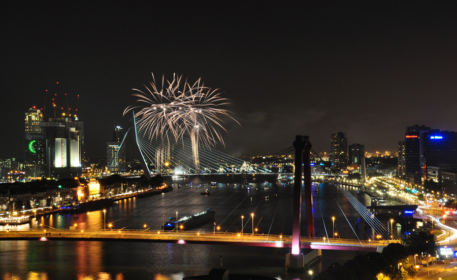 Moonlight dinner cruise Wereldhavendagen